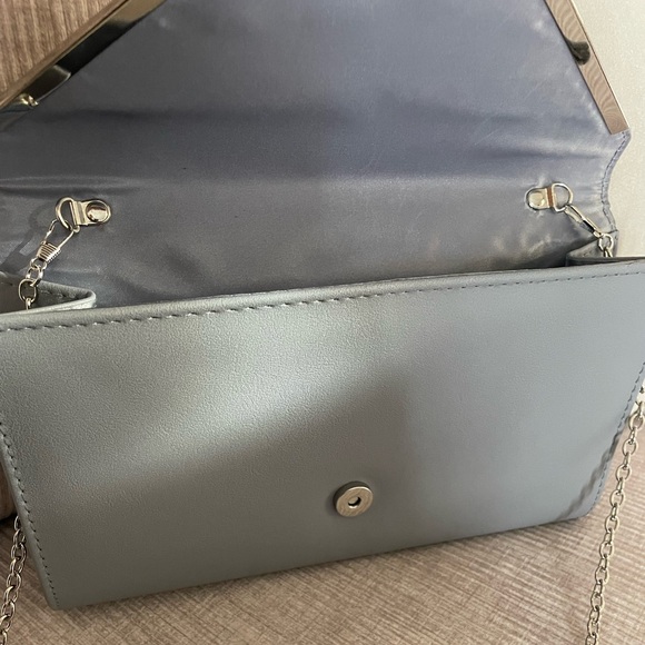 Aldo grey envelope clutch with silver removable chain - Picture 7 of 7